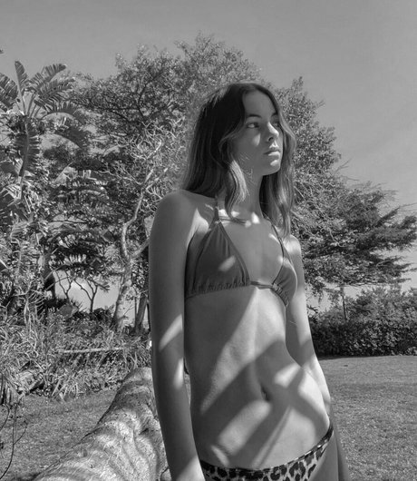 Ruby Dixon hot model archive