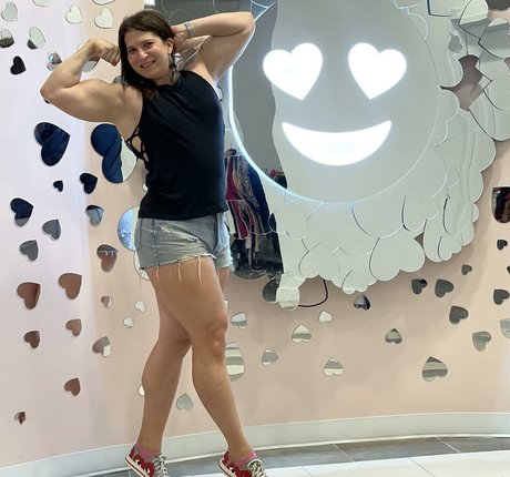 asian fitness onlyfans porno image