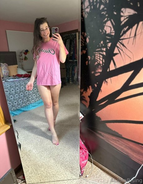 alibrarising hot model pictures