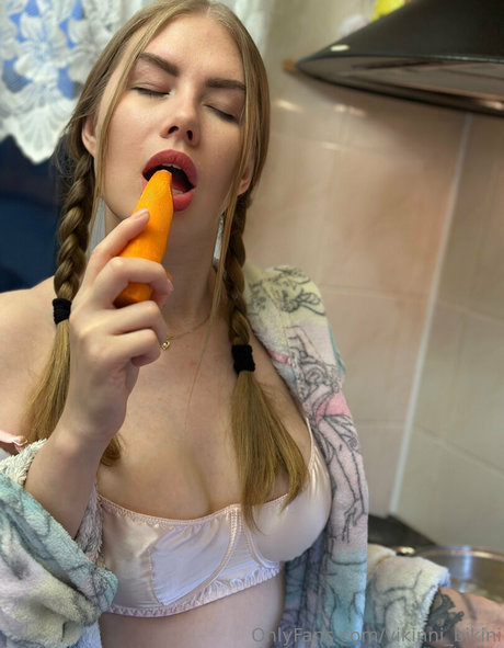 vikini bikini high quality actress gallery