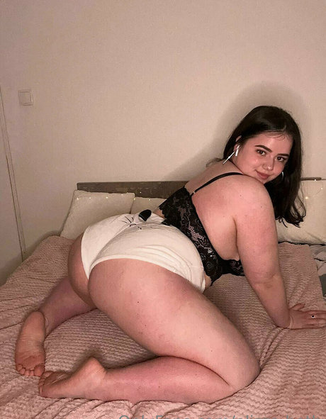 elizza beth model sexy archive