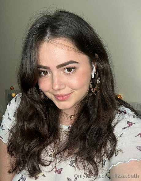 elizza beth star high quality image