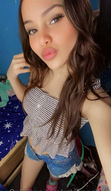 narifrancisca model naked images