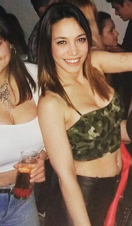 Melani Poisa porn actress pics