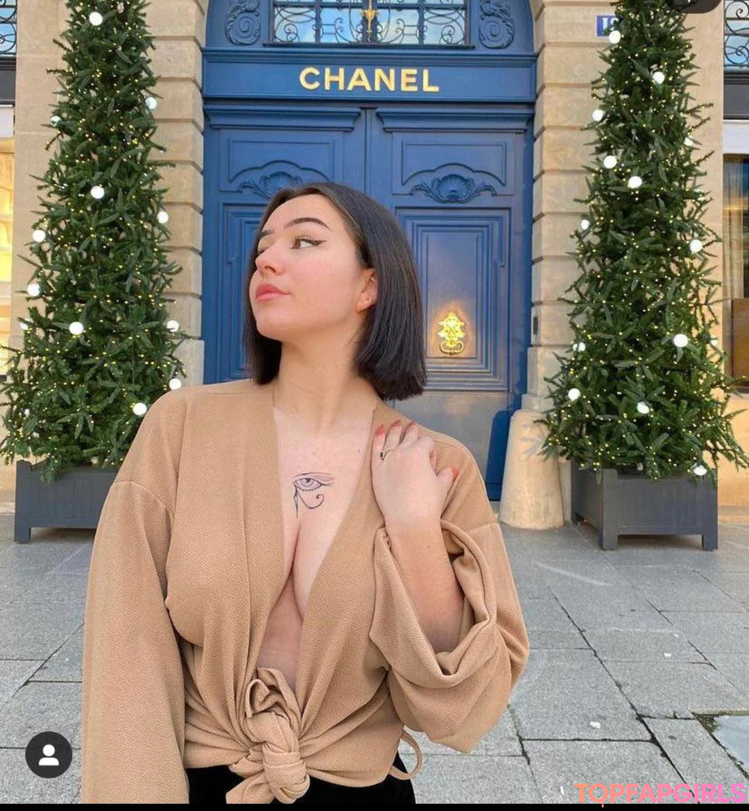 gay kissing onlyfans art naked images