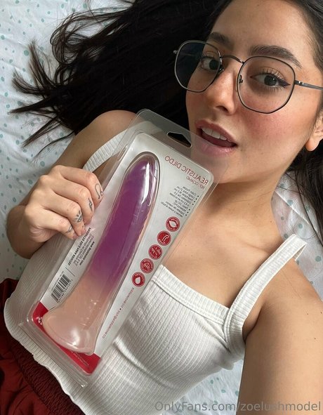 zoelushmodel star perfect pictures