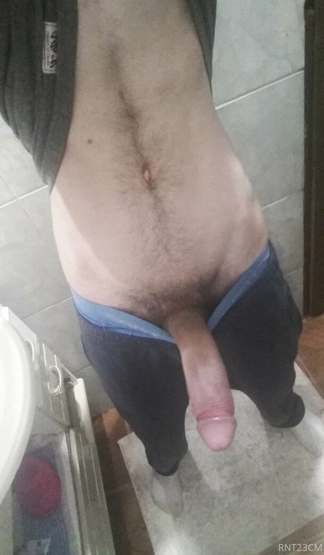 rnt23cm model naked pics