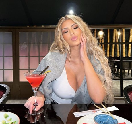 justashleeyyy art pornstar gallery