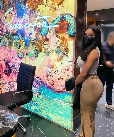 YueYue star top images