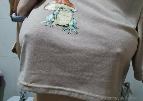 yourbluehairedwaifu model exclusive photo