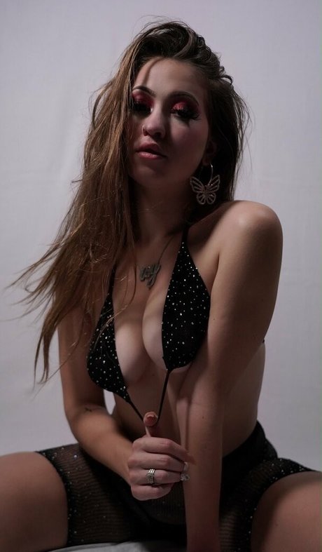 Slushpuphub pornographic model images