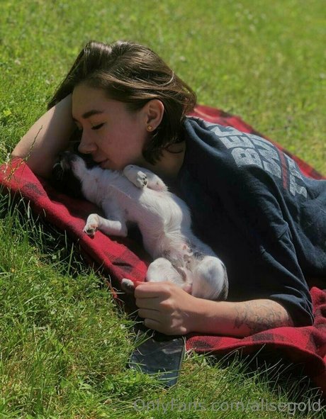 alisegold model nice pics