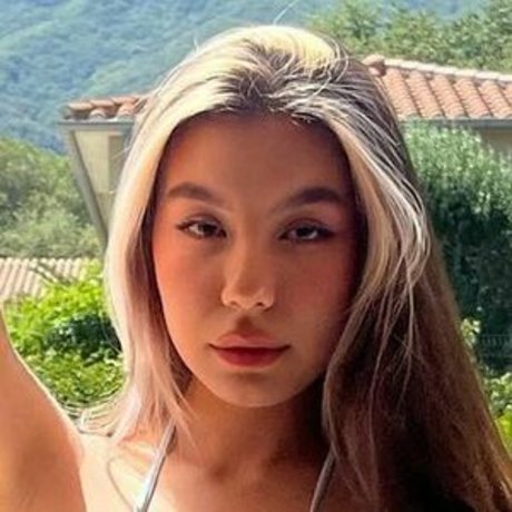 Deniseone exclusive star photos