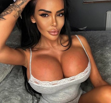 Holly James star free img