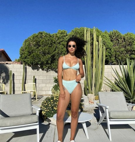 Christina Santini xxx actress image