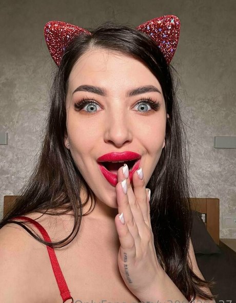 sweeetest jenny nude thumbnail