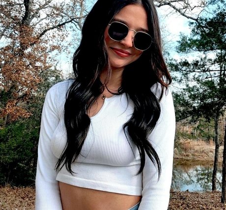 megreilyy pornstar archive