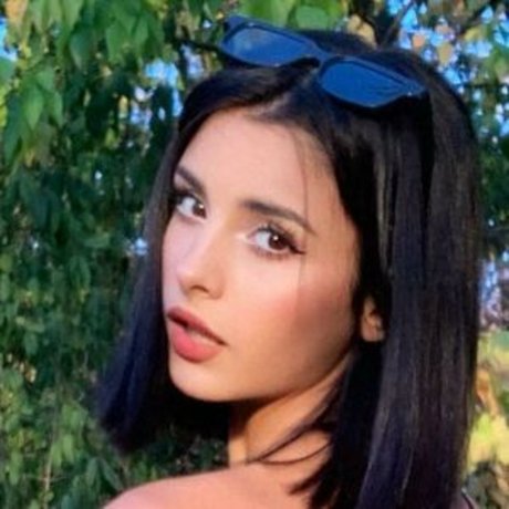 roselean profile pic