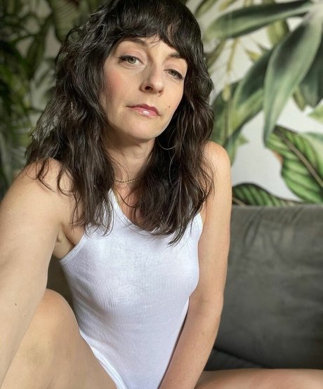 Lindsay Ames hot model picture