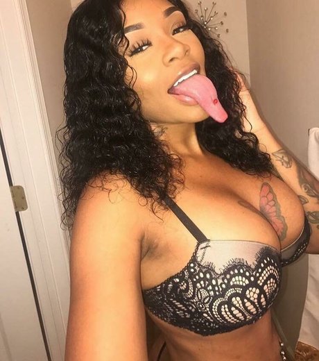 Long Tongue Fetish pornstar xxx picture