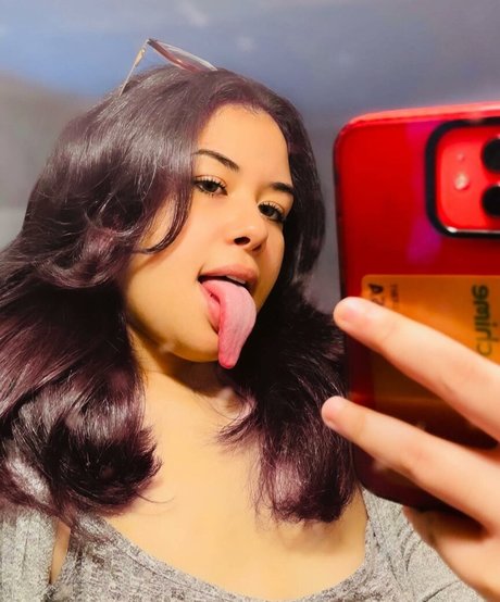 Long Tongue Fetish naked model img