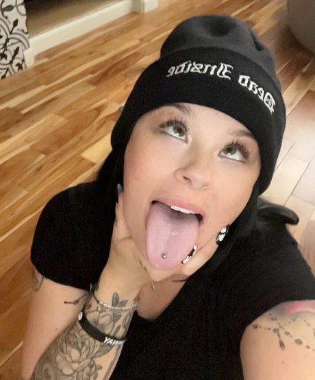 Long Tongue Fetish star nice img