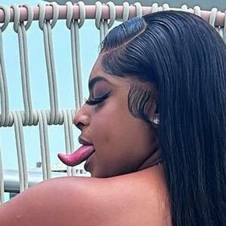 Long Tongue Fetish exclusive star pic