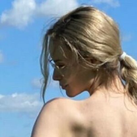 mashmerize nude pornstar img