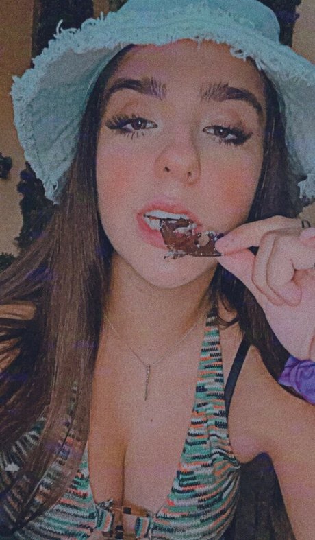 military girls onlyfans beautiful image