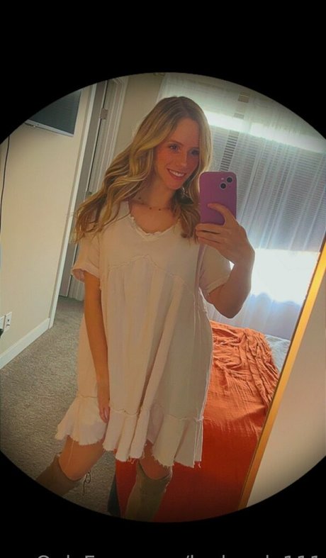 natural redhead onlyfans free naked image