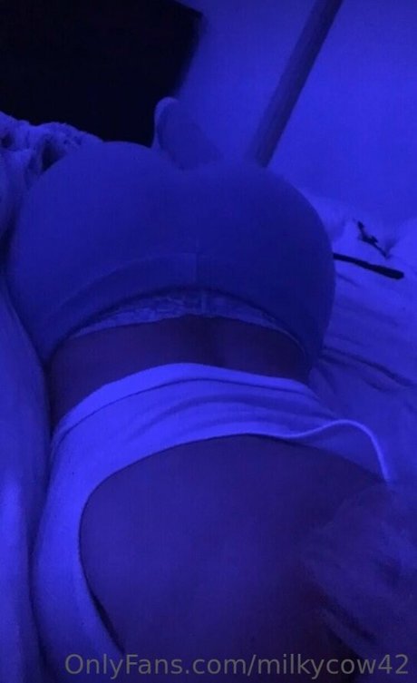 curvy star onlyfans naked photo