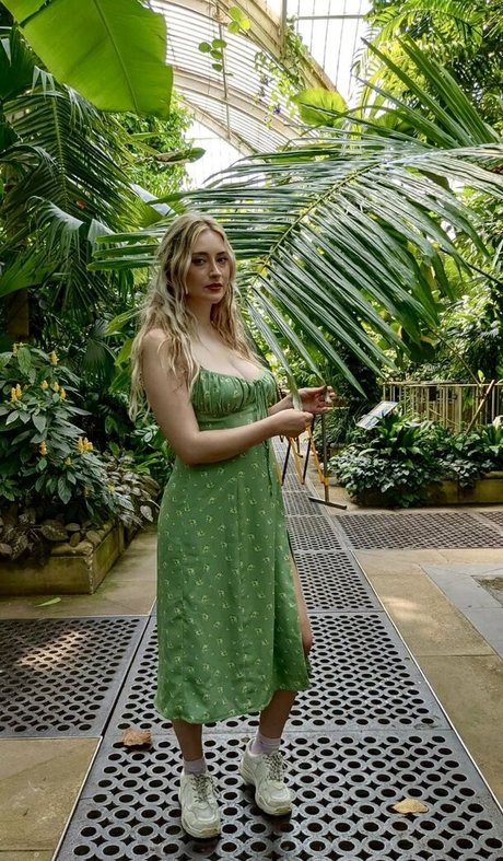 blissfulwhisperasmr profile pic