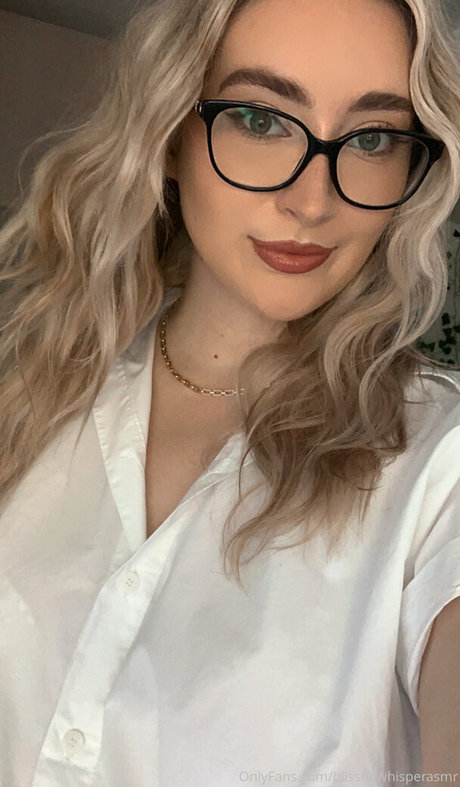 blissfulwhisperasmr model nudes images