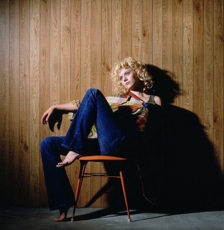 Hilarie Burton sex star photo
