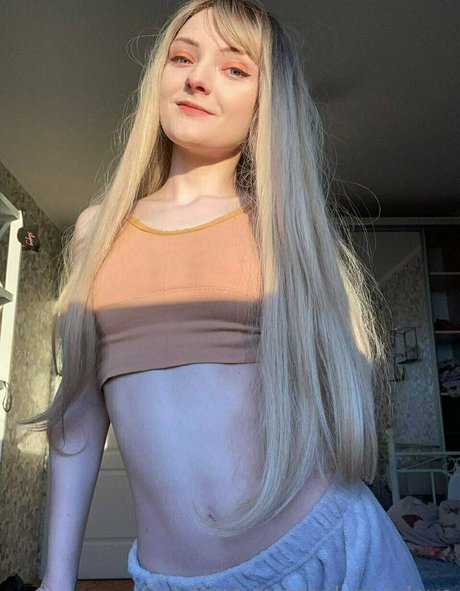 onlyzoeylove art actress photo