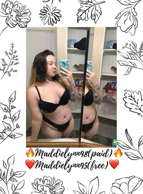 exoticclairex adult model picture