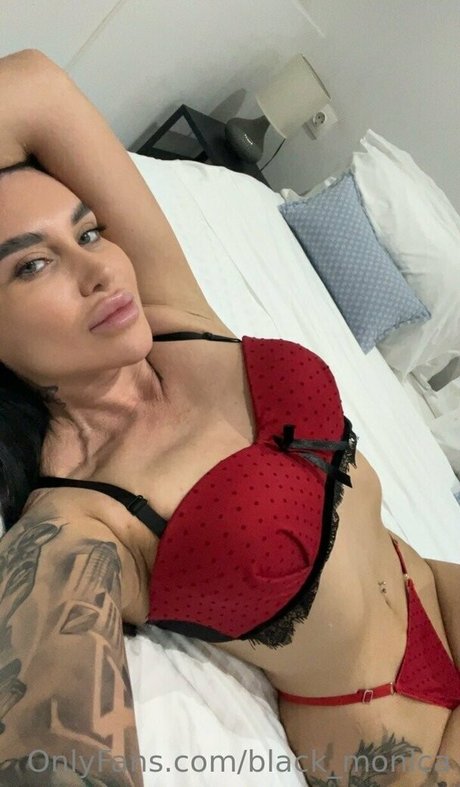 black monica star top picture