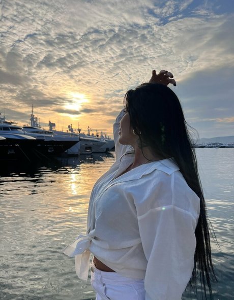 black monica free pornstar pic