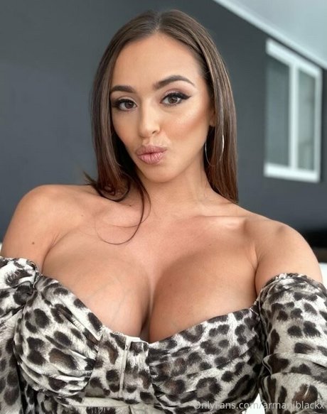 realarmaniblack nude actress photo