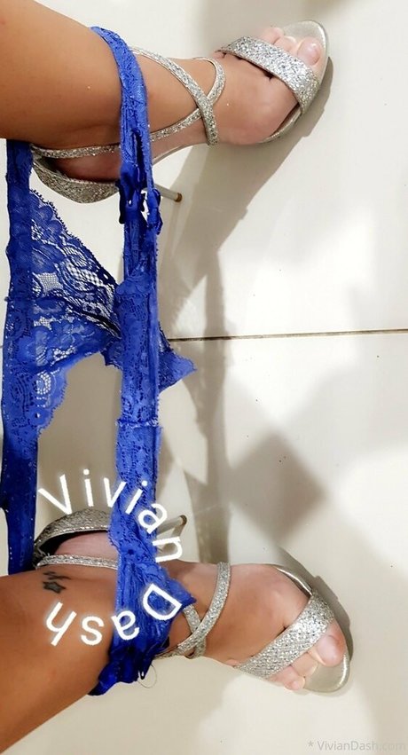 viviandash adult model pic