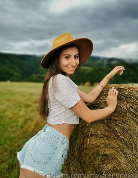 amyvalentinexxx pornstar exclusive images