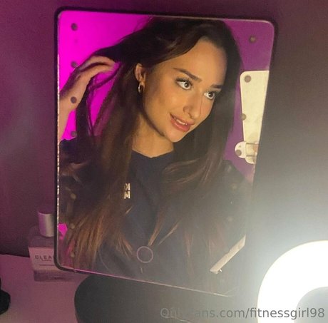 fitnessgirl98 xxx star gallery