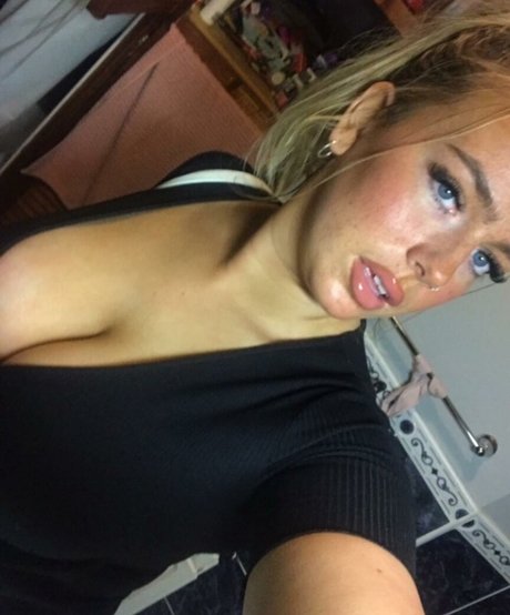 Megan Mcdonnell star art galleries