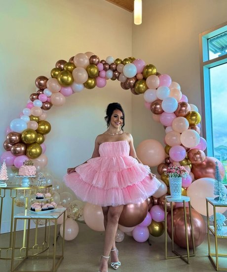 karenn fit beautiful star picture