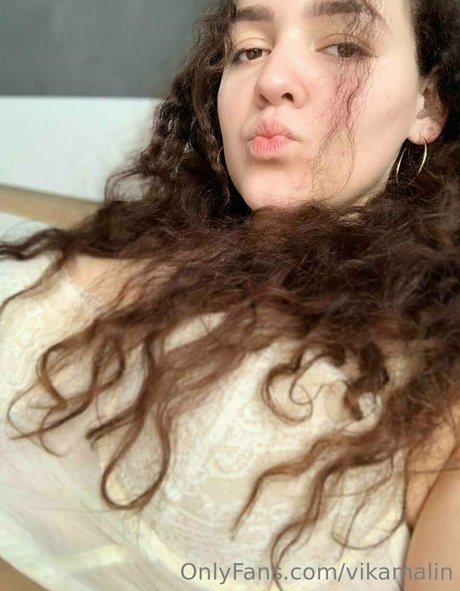 vikamalin beautiful actress images