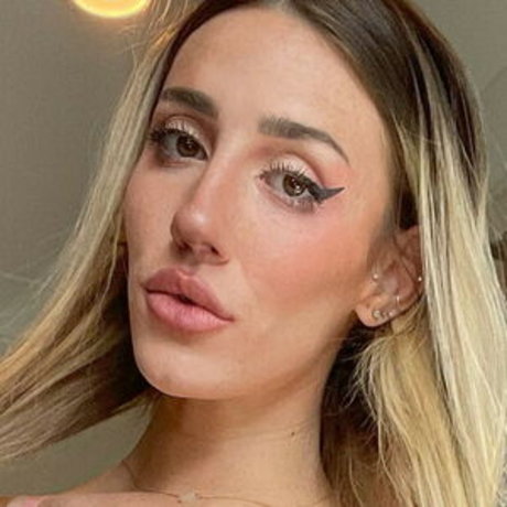 Skyler Grey beautiful actress archive