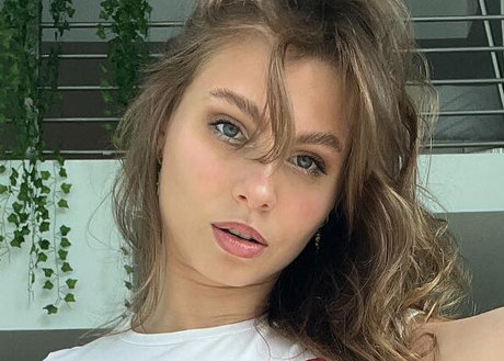 Kelly Jane Caron model perfect img