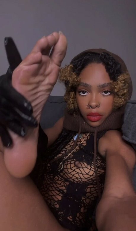 Zafeetllc adult star photo