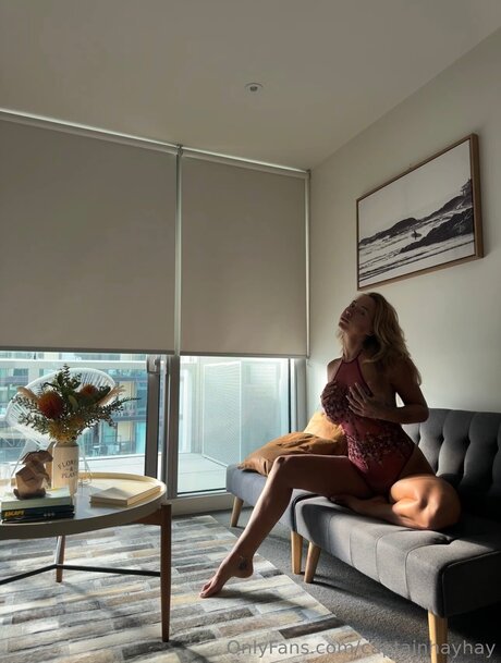 blonde male onlyfans exclusive images