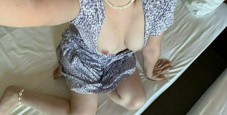 ariebella model high quality pic